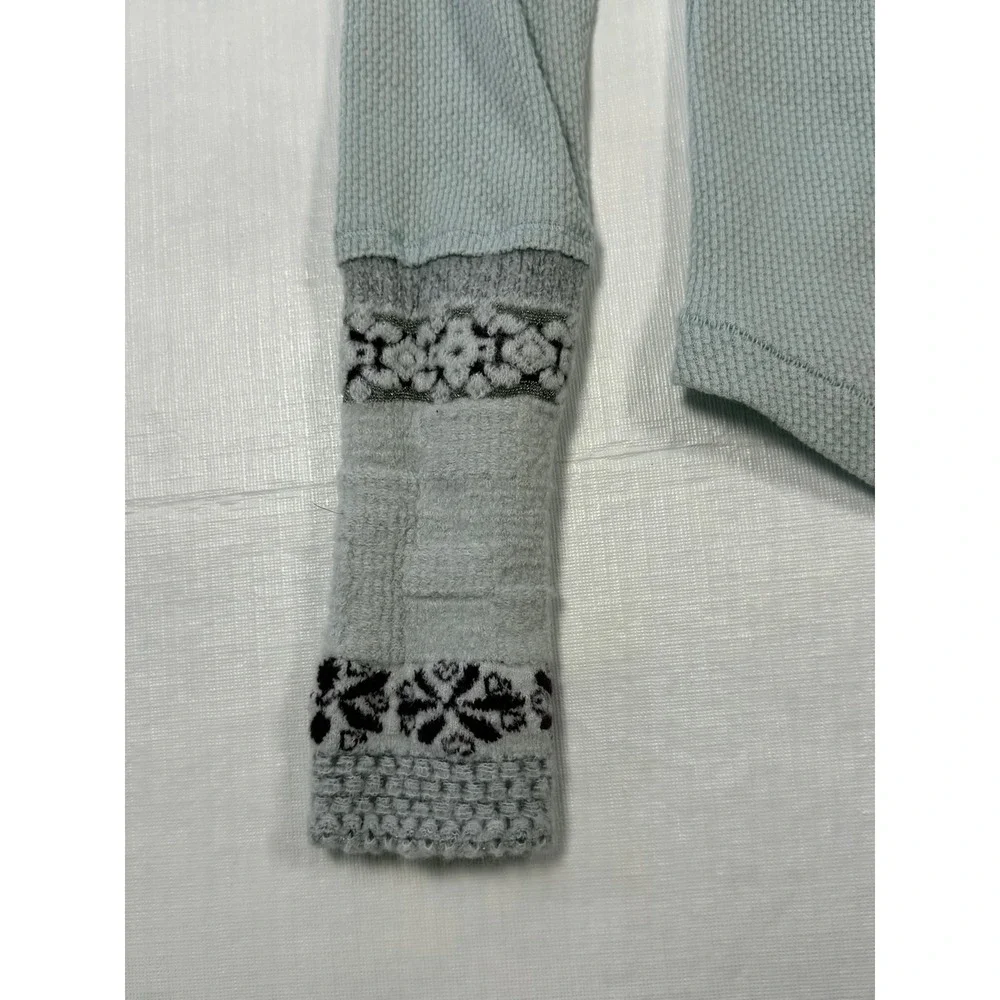 Free People Rosey Thermal‎ Top Light Blue Waffle Knit Embroidered Cuff Size Med